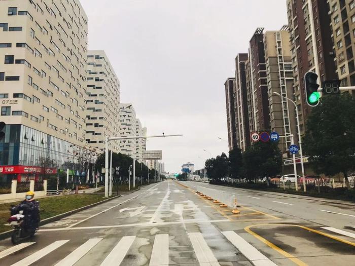 武汉,疫情之下首个封城城市的勇气与担当 武汉,疫情之下首个封城城市的勇气与担当