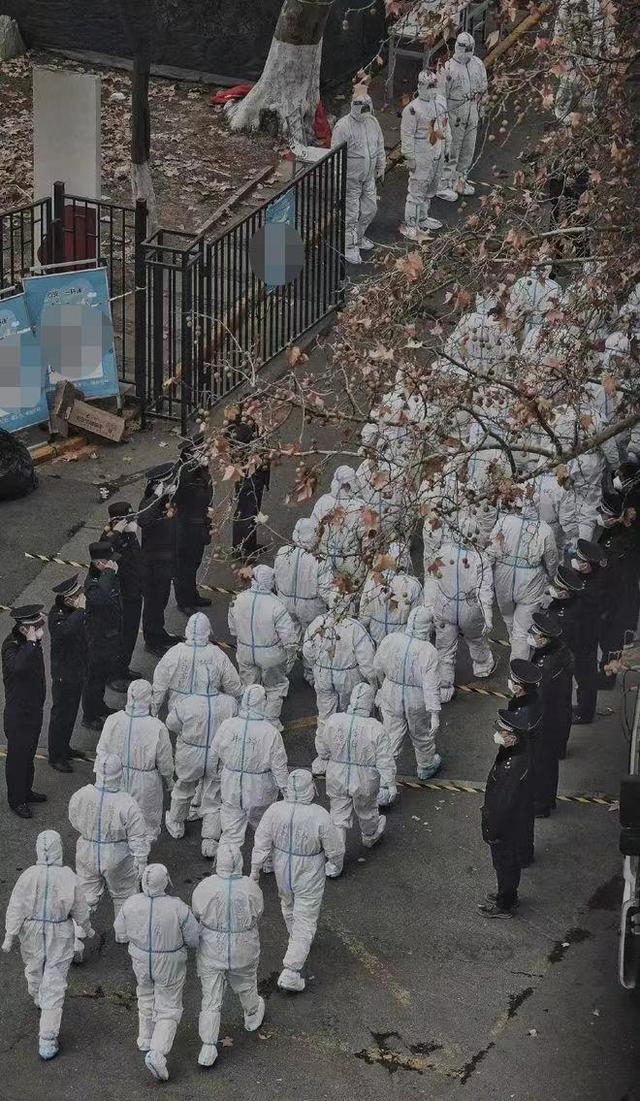 新冠疫情封城时刻,回顾历程,前瞻未来 新冠疫情封城时刻,回顾历程,前瞻未来