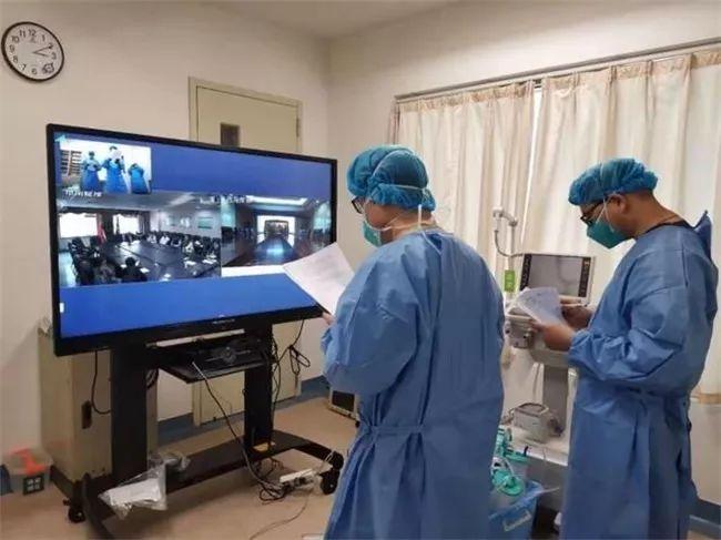 武汉疫情始现，一场突如其来的公共卫生挑战