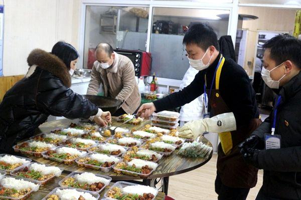 疫情期间家庭温情故事,共度艰难时刻 疫情期间家庭温情故事,共度艰难时刻