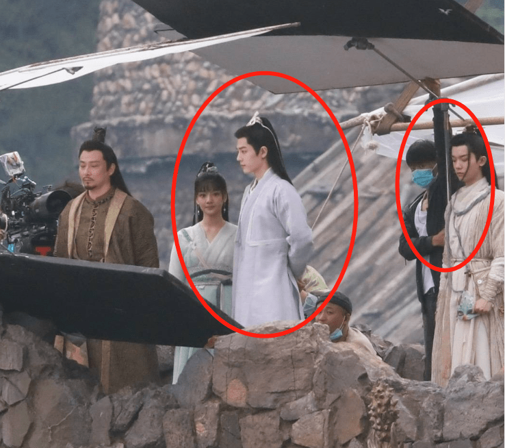 疫情下的家庭温情与成长之路