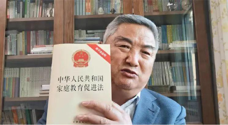 疫情下家庭教育的重要性与影响 疫情下家庭教育的重要性与影响