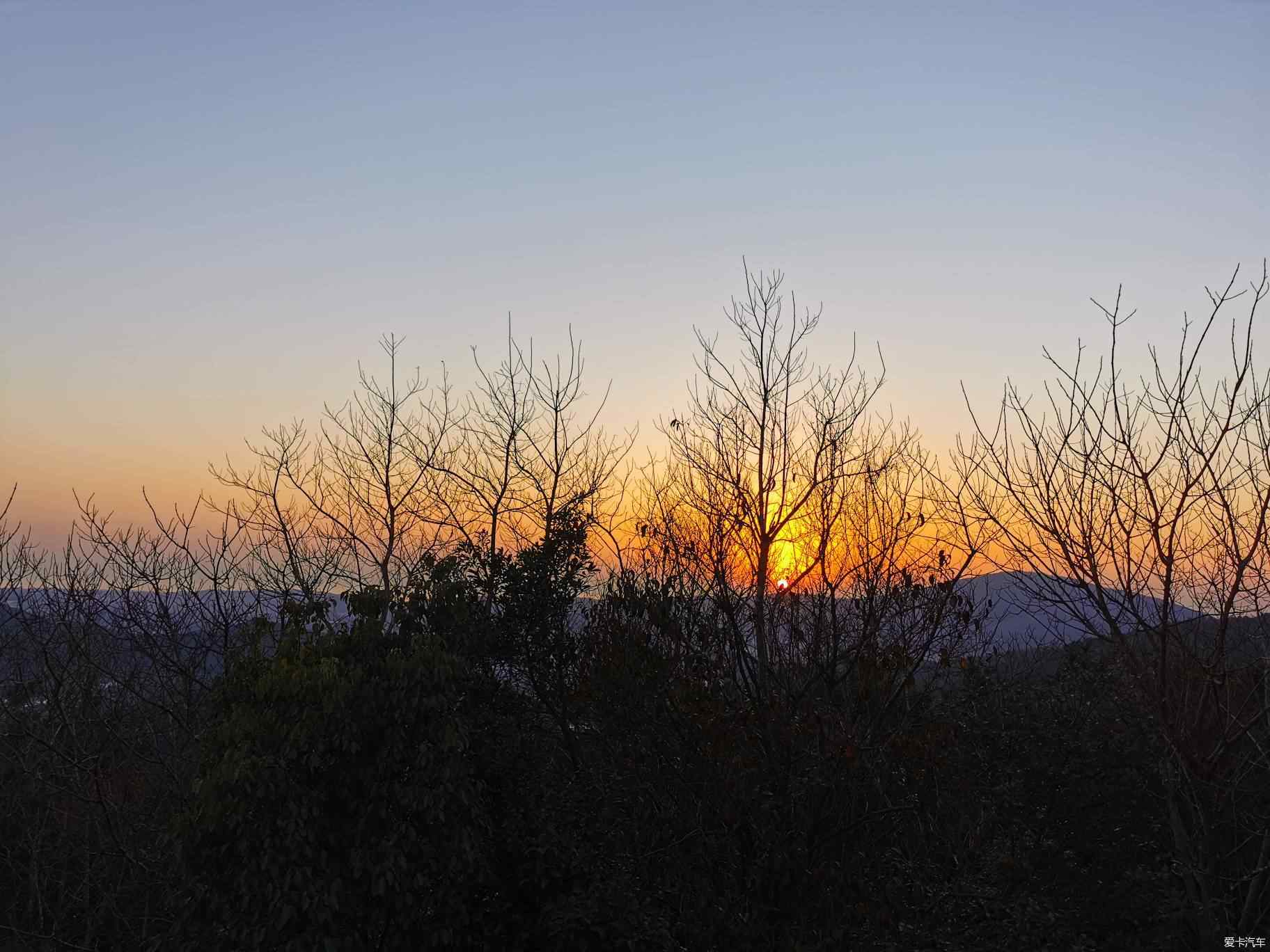 疫情解封曙光,2021年的希望与挑战展望 疫情解封曙光,2021年的希望与挑战展望