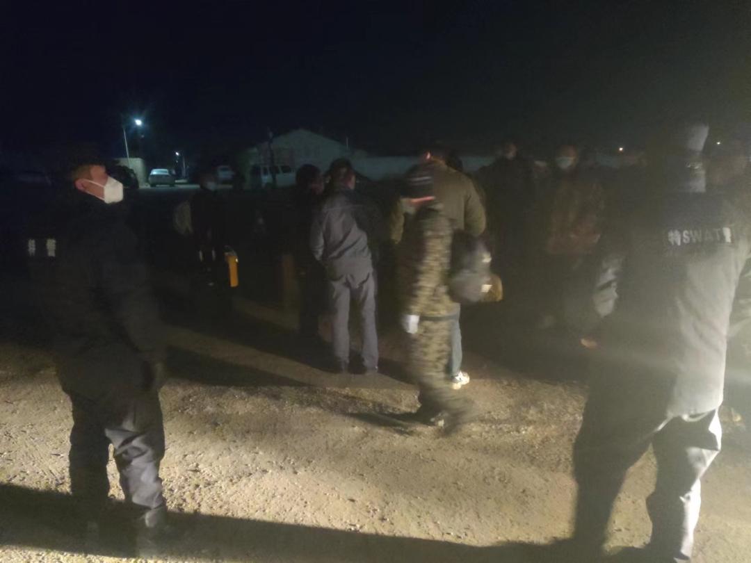 中国疫情防控政策宣布与实施全面展开