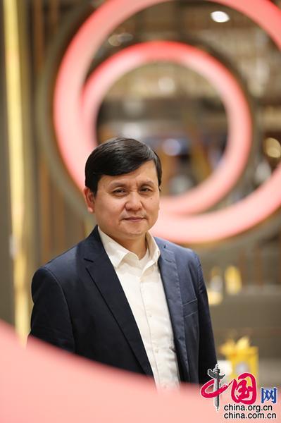 疫情解封曙光显现，逐步恢复正常生活秩序