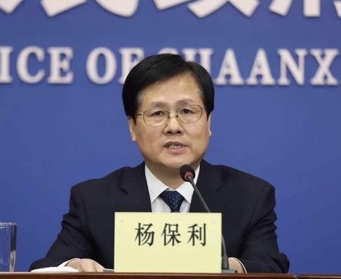 疫情下的挑战与希望并存时刻