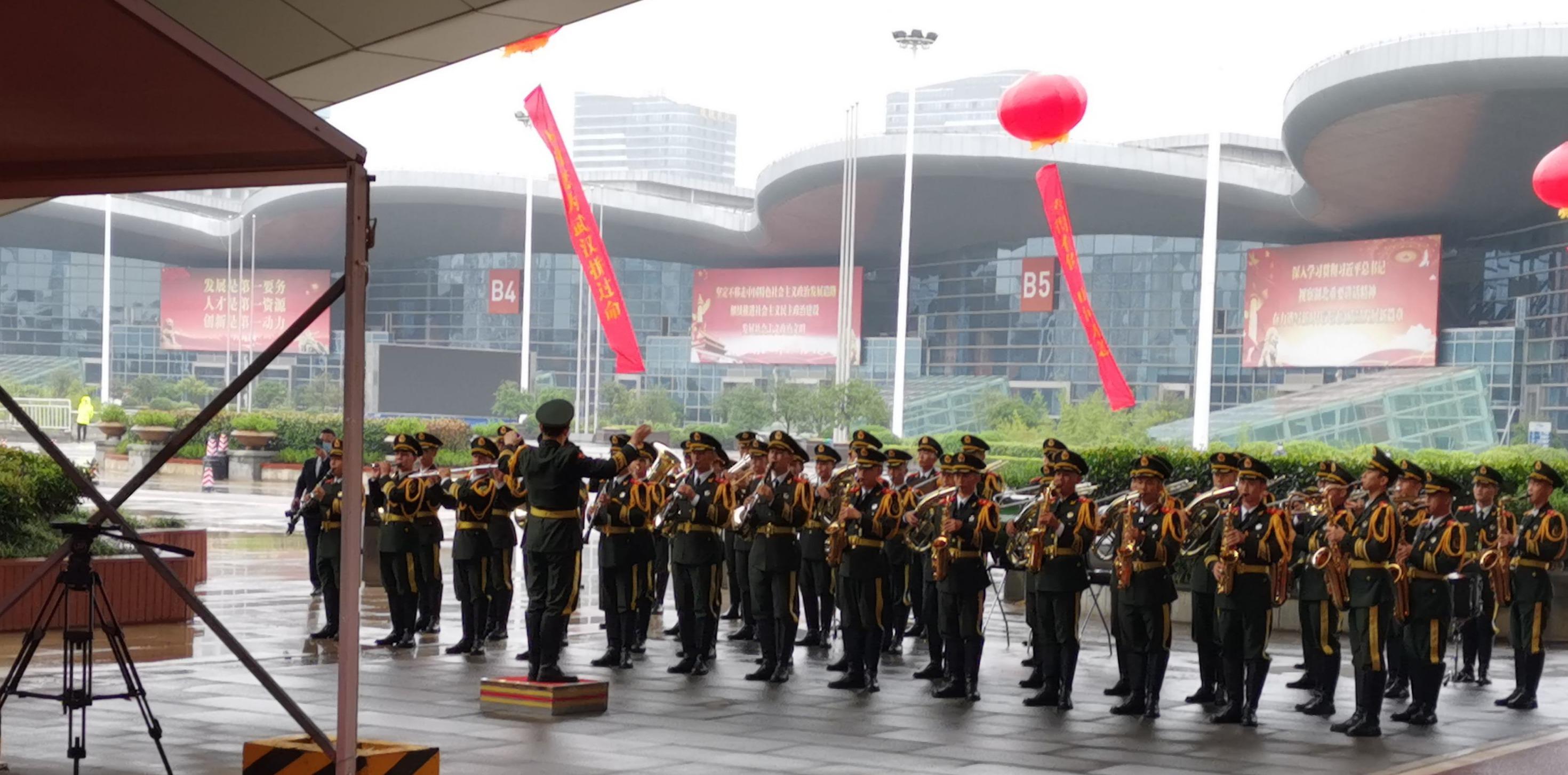 天津抗疫之路,坚韧前行在新冠疫情中的战斗(2021年抗疫纪实) 天津抗疫之路,坚韧前行在新冠疫情中的战斗(2021年抗疫纪实)