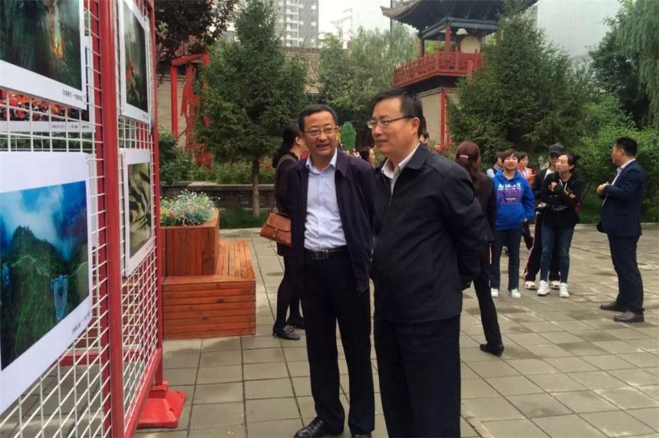 天津与西宁疫情死亡人数对比分析