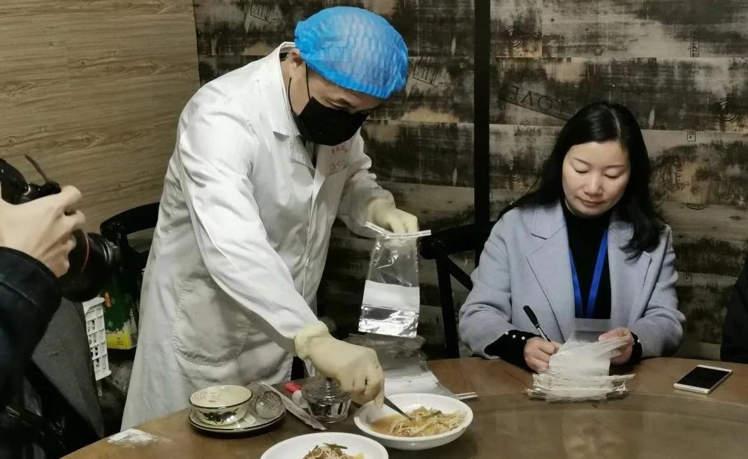 河南援助武汉疫情/河南援助武汉疫情的医疗队