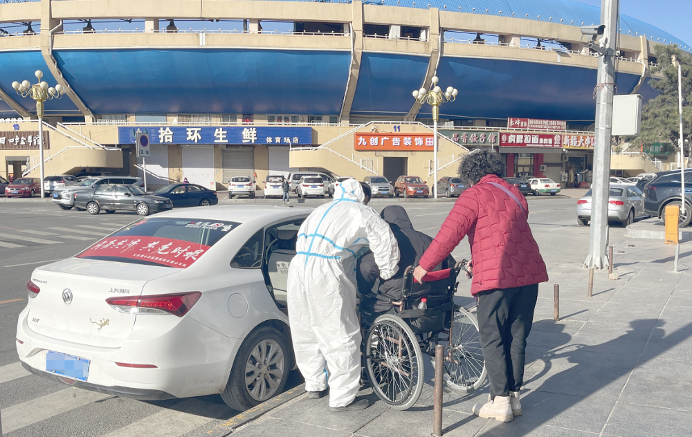 上海疫情防控热线，守护城市的健康生命线