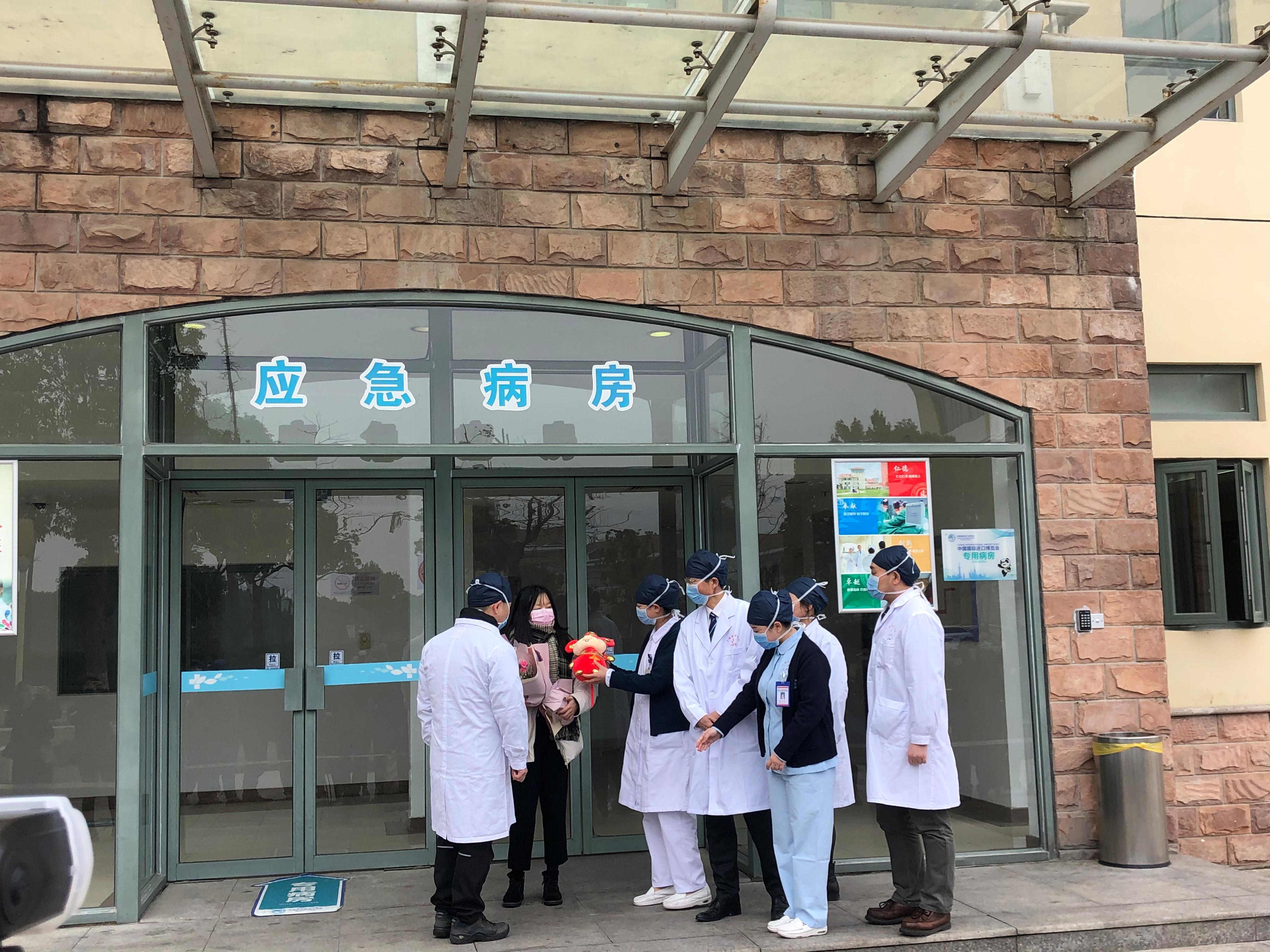 上海卫生健康委党委书记领导风采，推动卫生健康事业创新发展的探索与实践