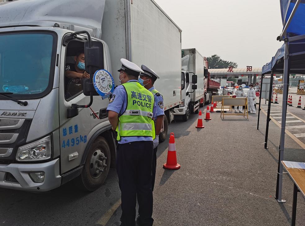 湖北上海共抗疫情，携手筑牢防线