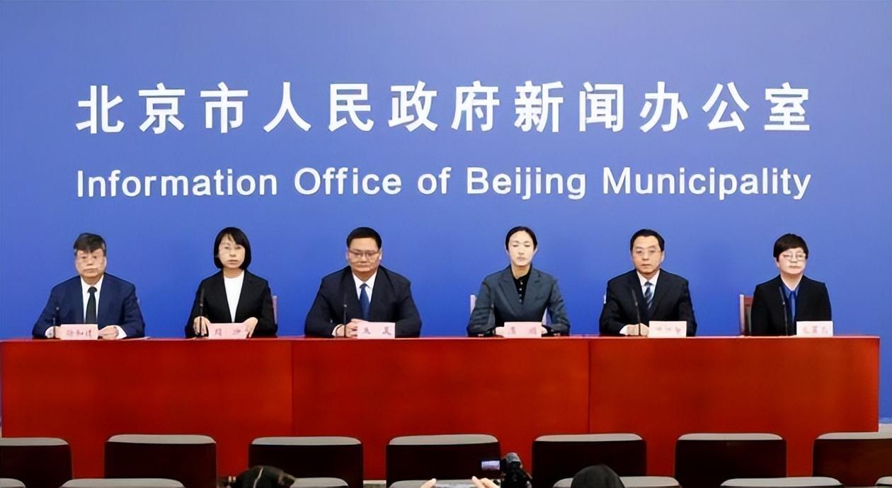 郑州与上海商场疫情应对的挑战与调整策略 郑州与上海商场疫情应对的挑战与调整策略