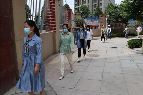 郑州疫情下的挑战与坚韧