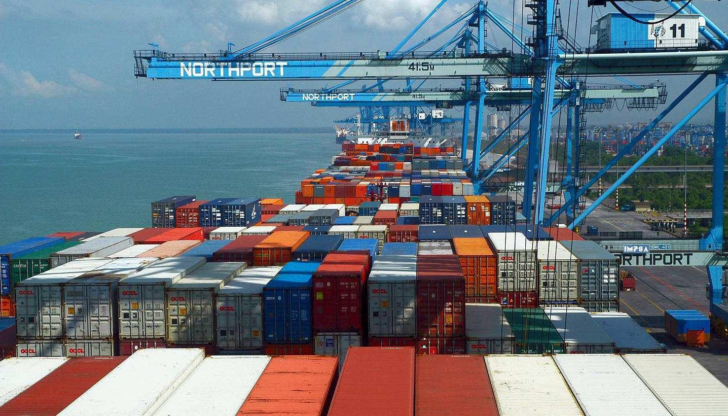 郑州富士康最新动态，创新转型引领智能制造业发展前沿