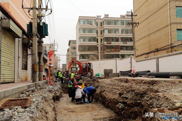 郑州封城，城市封锁与抗疫行动纪实