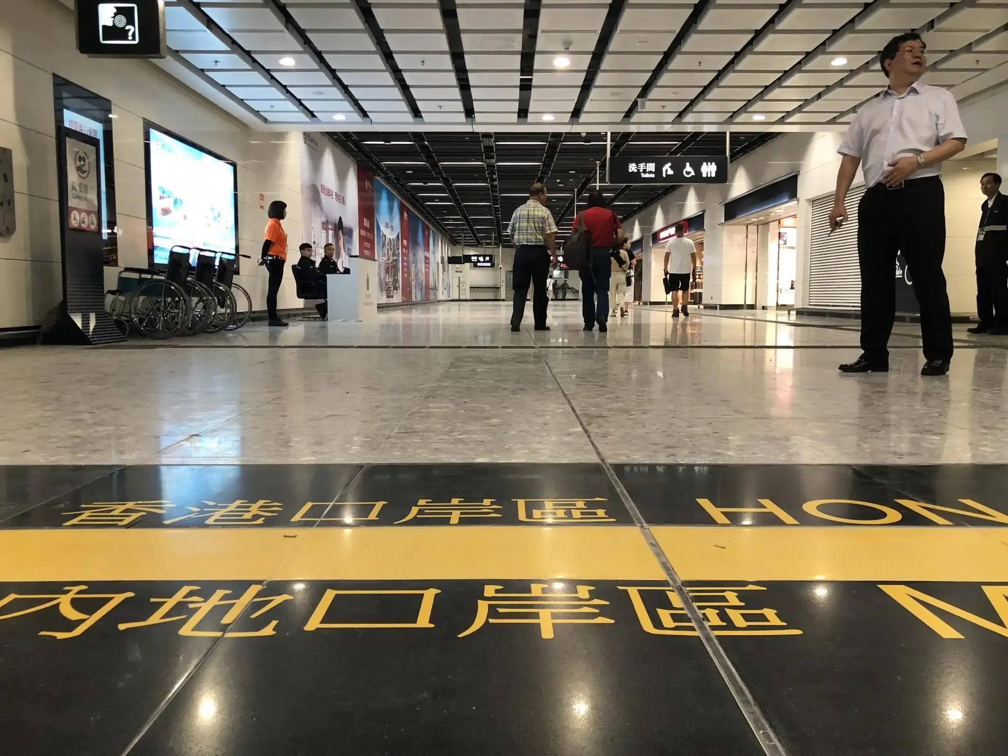 香港新冠疫情现状及其防控措施概述