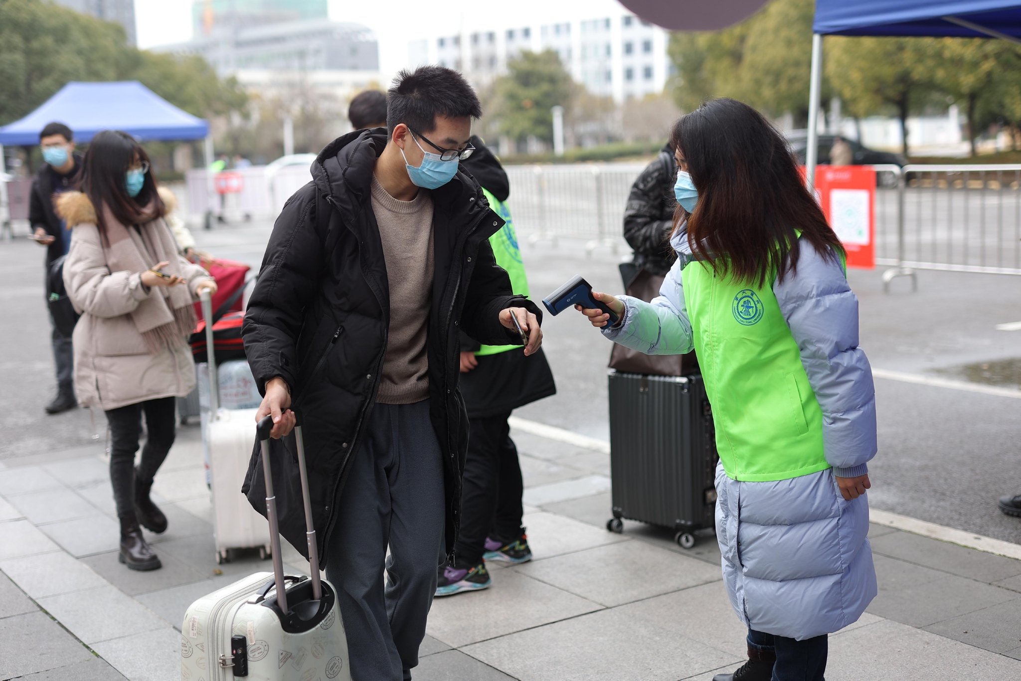 上海大学生返校，新开始，新期待迎接未来