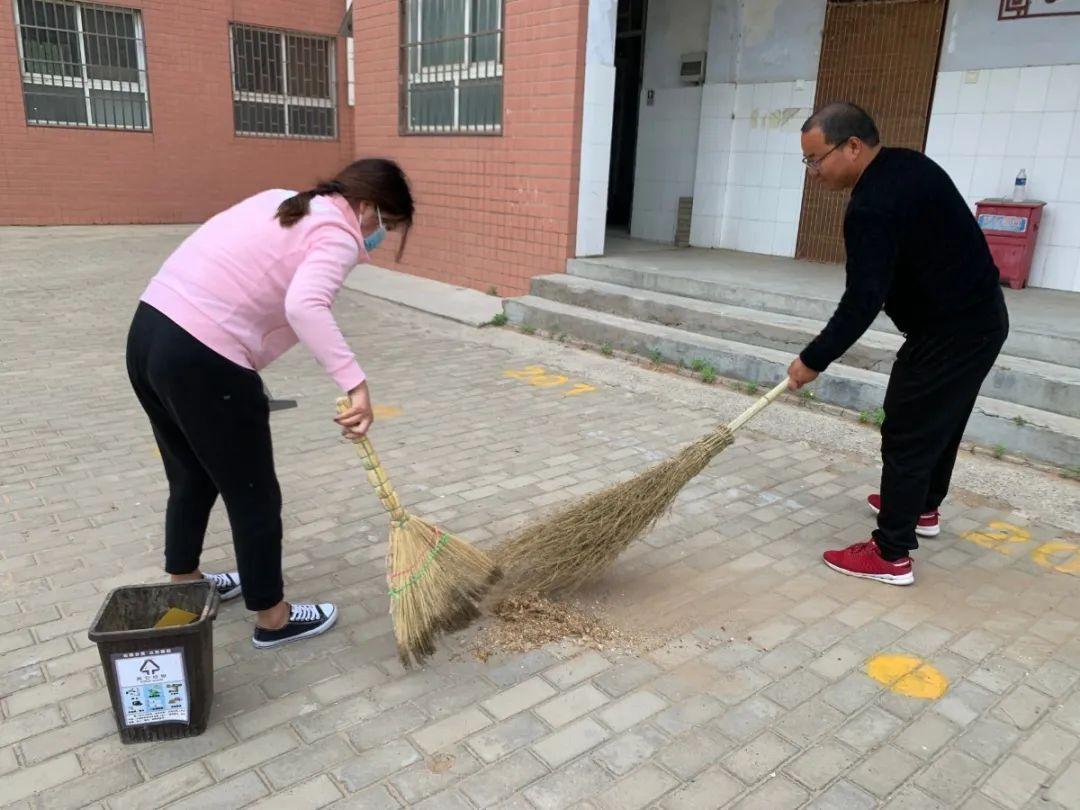 郑州大学生返校时间调整，优化返校策略的实施