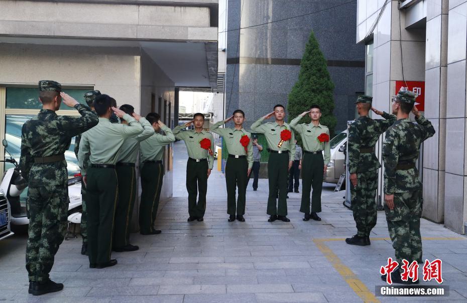 郑州大学生在西宁返乡政策下的疫情应对与体验观察