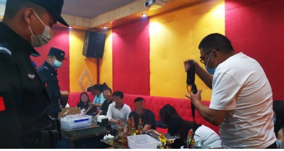 南昌坚决实施疫情控制政策,保障人民生命健康,遏制疫情扩散 南昌坚决实施疫情控制政策,保障人民生命健康,遏制疫情扩散