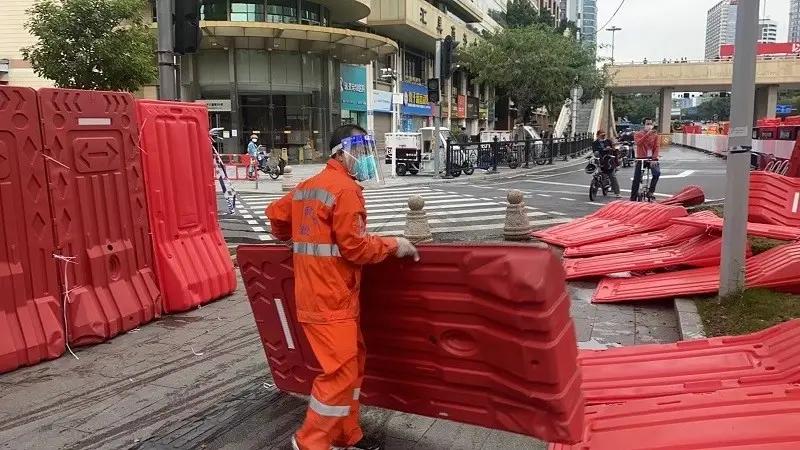 哈尔滨解封时刻,期待与希望的交汇点 哈尔滨解封时刻,期待与希望的交汇点