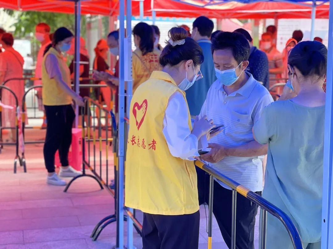 北京全民抗疫，共筑健康长城，疫苗接种助力防疫