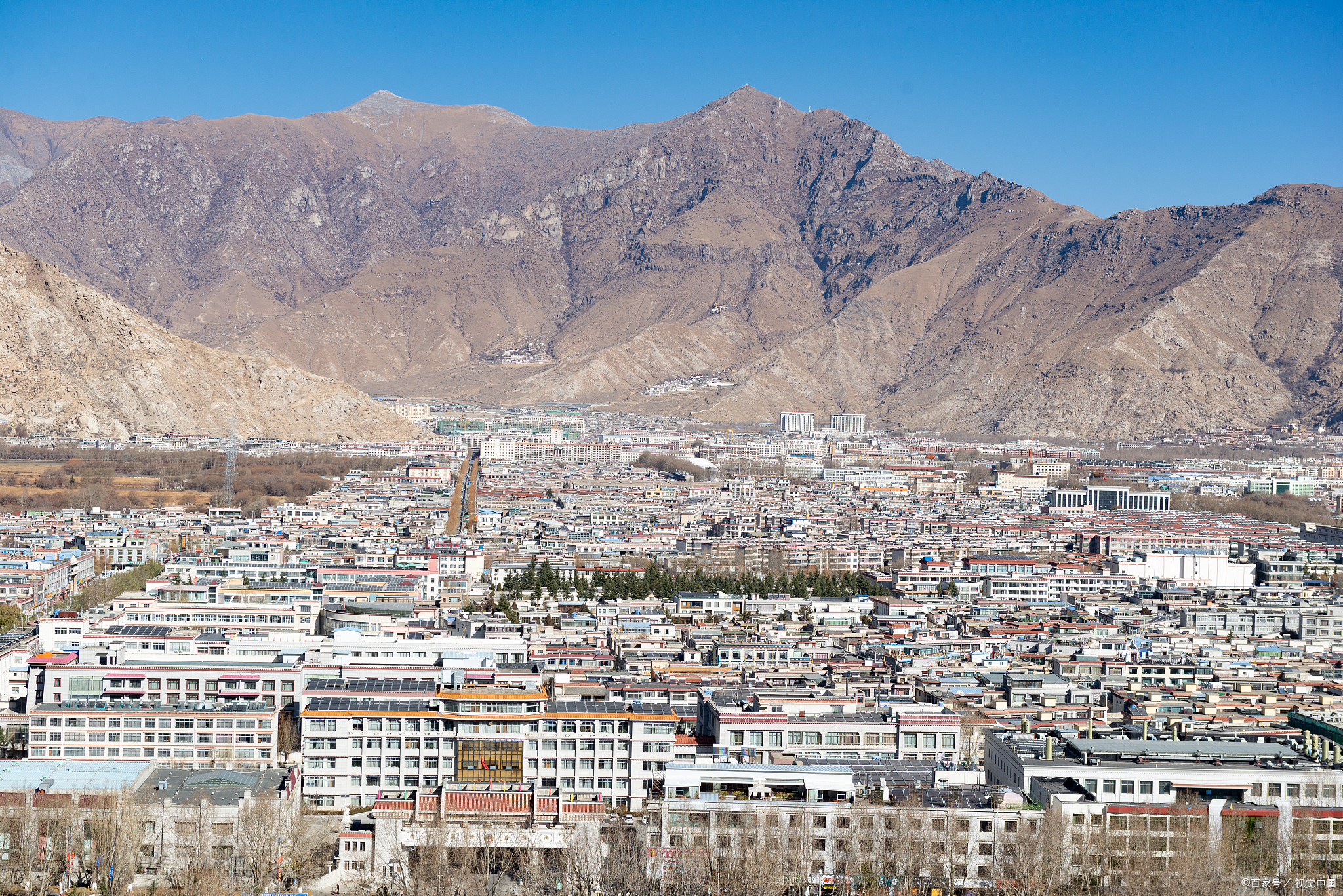 拉萨高原城市的魅力时刻探寻