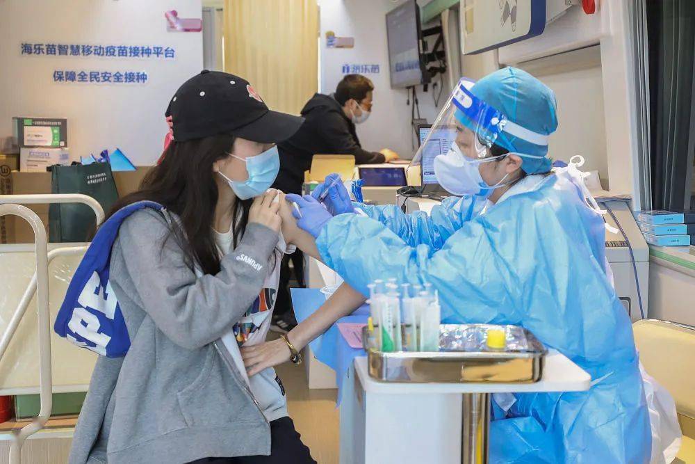 乌鲁木齐疫苗接种现状及其面临的挑战