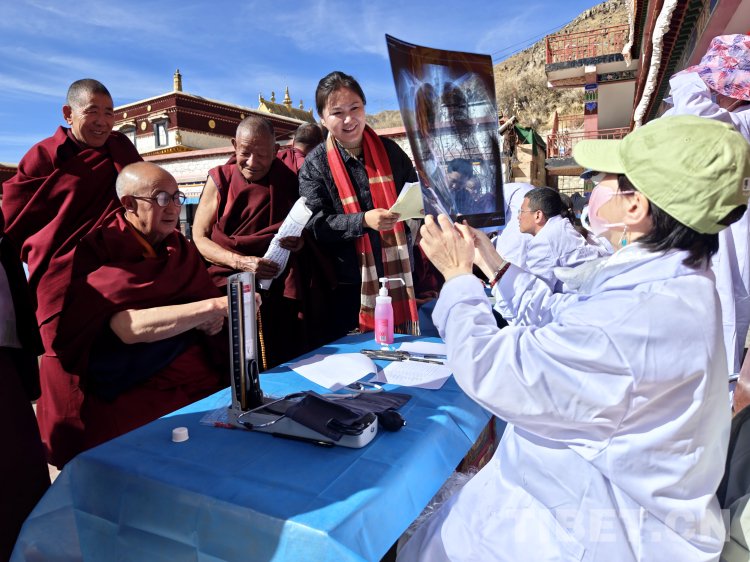 雪域高原与首都的交融之美，西藏与北京的独特风情对话