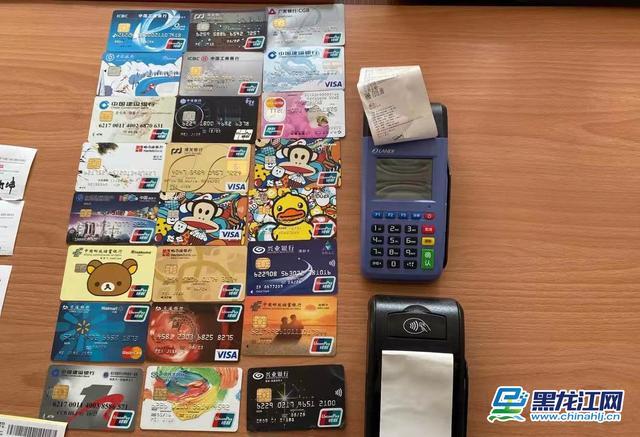 哈尔滨地铁实现智能出行新体验，戴口罩刷脸乘车