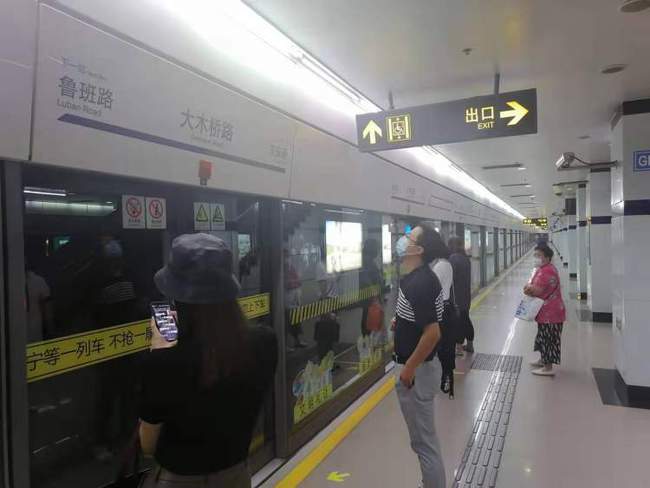 广州地铁，佩戴口罩的重要性及其深远影响