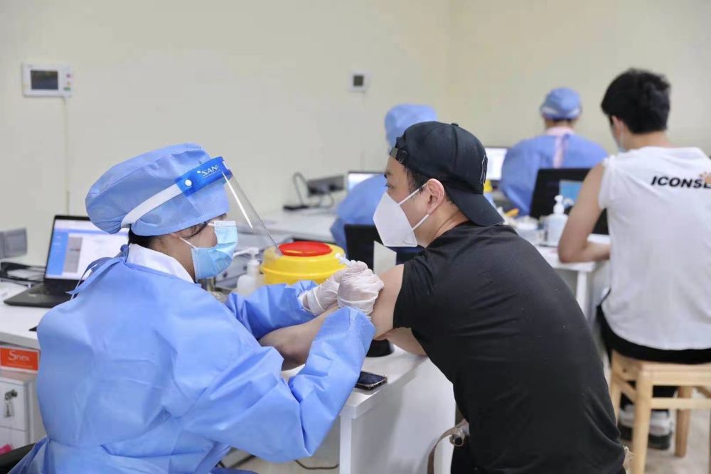 北京与上海7月疫苗接种行动，筑牢免疫屏障，守护城市安全