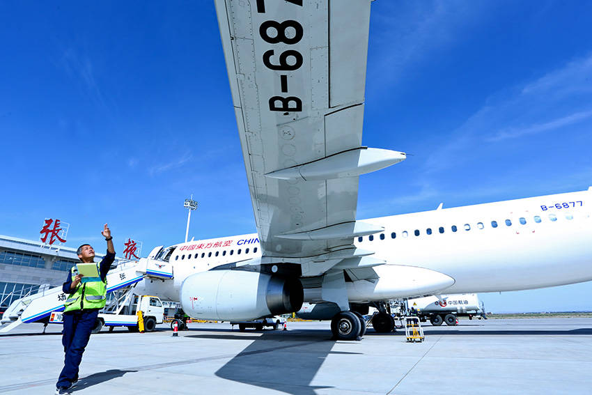 北京机场筑牢防控防线,守护城市航空安全 北京机场筑牢防控防线,守护城市航空安全