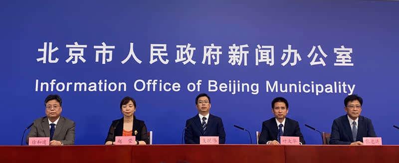 北京飞机场加强疫情防控,筑牢空中防线以保障旅客安全出行 北京飞机场加强疫情防控,筑牢空中防线以保障旅客安全出行