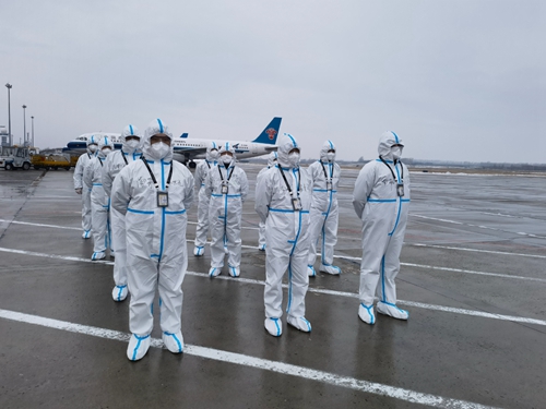 长春机场筑牢疫情防控空中防线，保障旅客安全出行