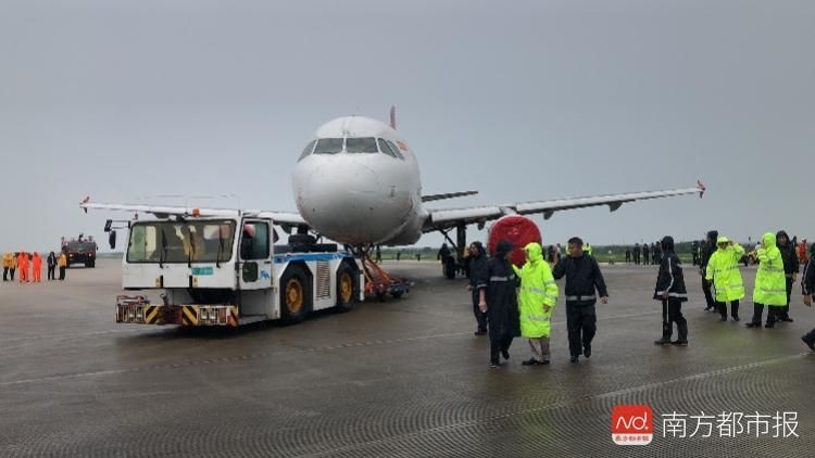 北京与澳门之间的空中桥梁，飞机的角色与影响
