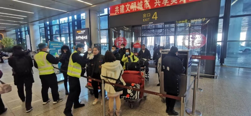 沈阳机场加强疫情防控措施，筑牢空中防线确保旅客安全出行