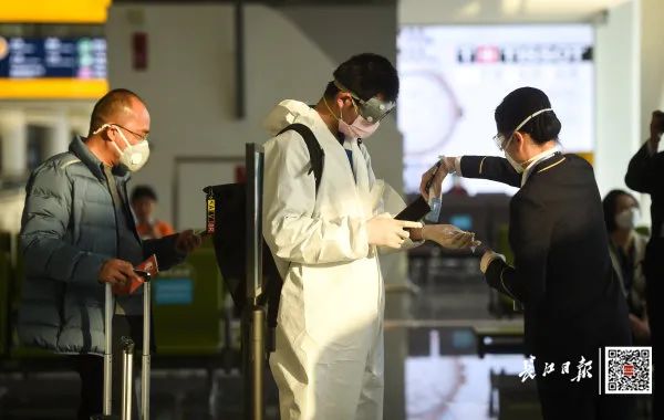 武汉机场协同北京实施防疫政策，保障旅客安全出行