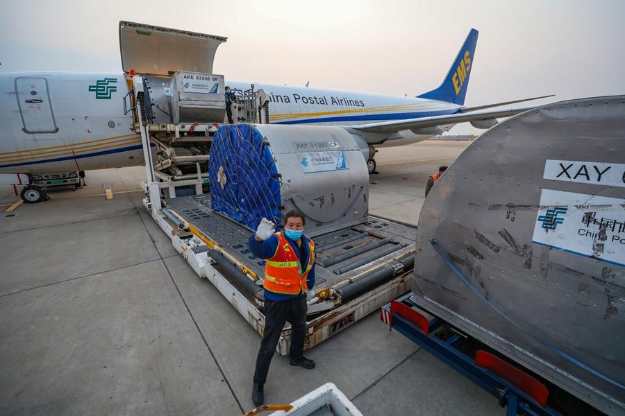 北京机场加强防疫措施,筑牢安全防线,保障旅客健康出行 北京机场加强防疫措施,筑牢安全防线,保障旅客健康出行