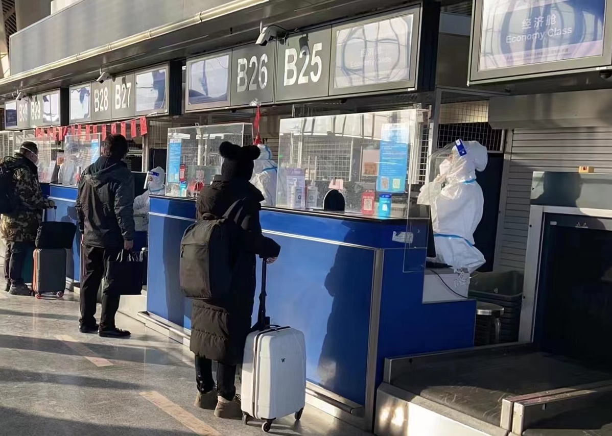 乌鲁木齐机场筑牢疫情防控防线，守护航空安全