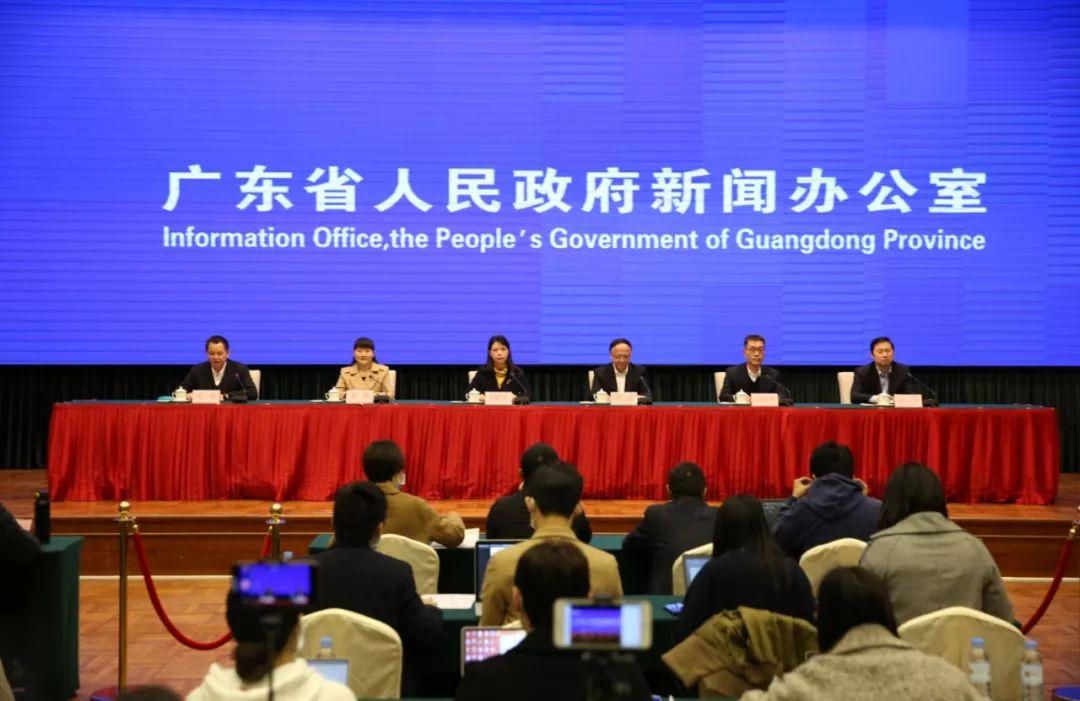 澳门与西安，疫情联防联控与应对挑战标题建议，西安与澳门携手应对疫情联防联控挑战。