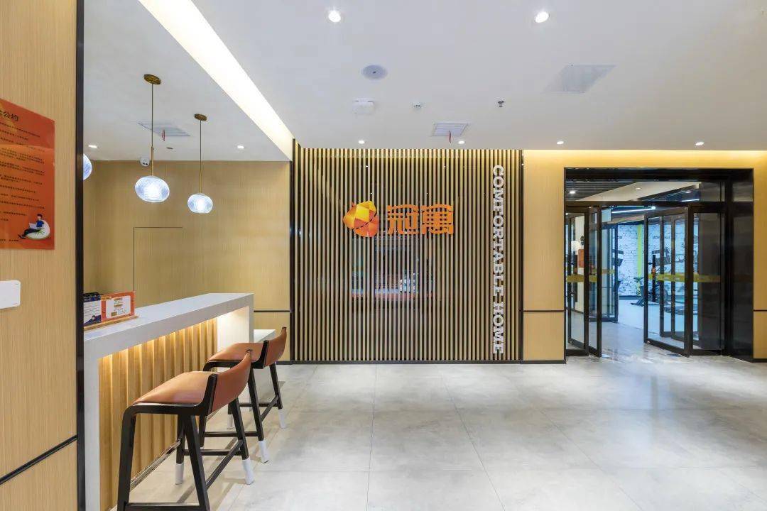 今日教程“清风手游网迷你世界破解版”(原来确实是有挂)