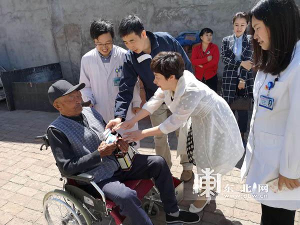 辅助神器“新长虹大厅开挂教程!详细分享装挂步骤