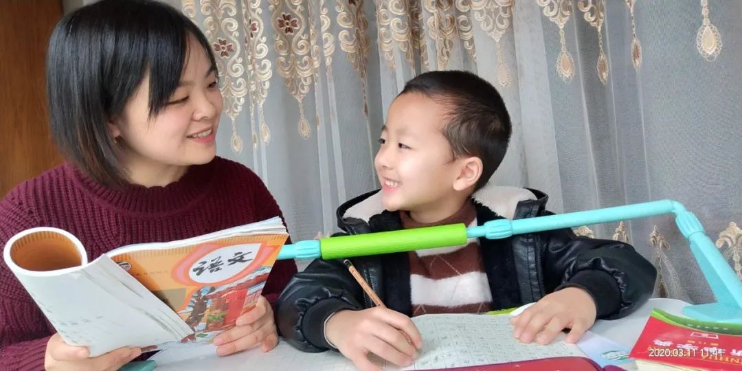 疫情期间家教故事，挑战与成长之路