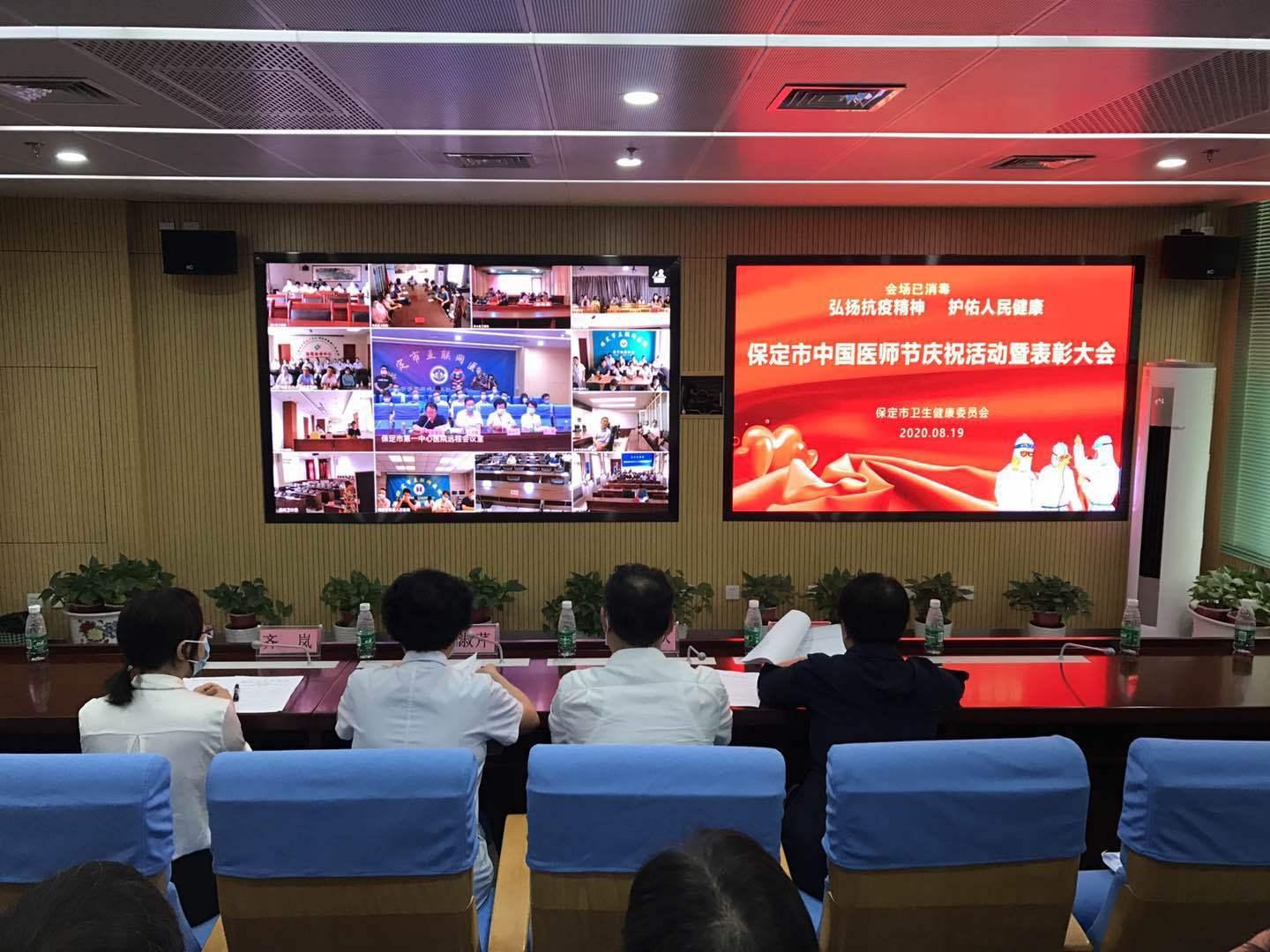 辅助开挂工具“鸿运大厅牛牛透视房卡”详细教程辅助工具