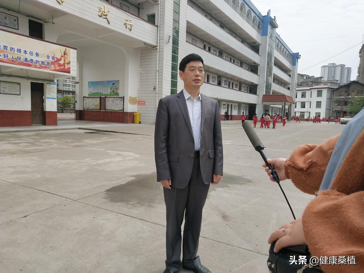 分享干货“丰城呱呱棋牌可以装挂么”其实确实有挂