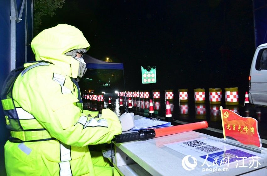 辅助神器“新海贝之城怎么开挂教程”详细教程辅助工具