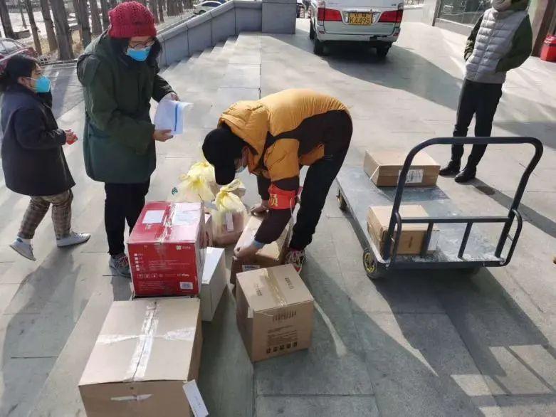 澳门与上海疫情管制的比较与启示