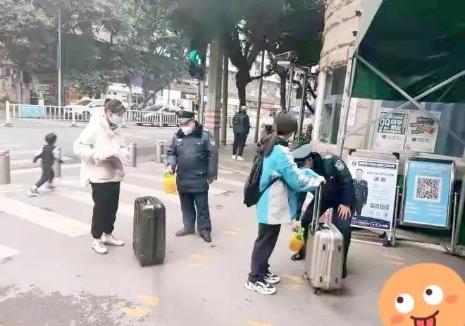 辅助开挂工具“欢乐龙城3棋牌透视免费安装”(详细透视教程)-知乎